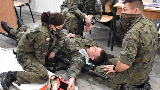 Terytorialsi podnoszą swoje kwalifikacje - tym razem z zakresu pierwszej pomocy