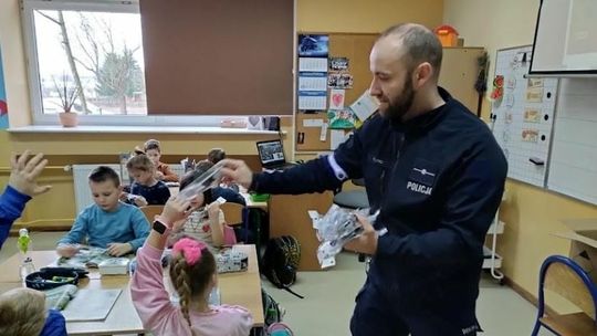 „Uczę się bezpieczeństwa na drogach Pomorza”. Projekt edukacyjny policjantów.