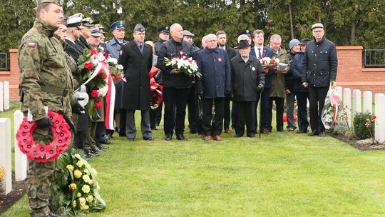 Uroczystości na Cmentarzu Żołnierzy Wspólnoty Brytyjskiej w Malborku