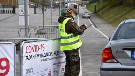 Więcej terytorialsów przeciw koronawirusowi