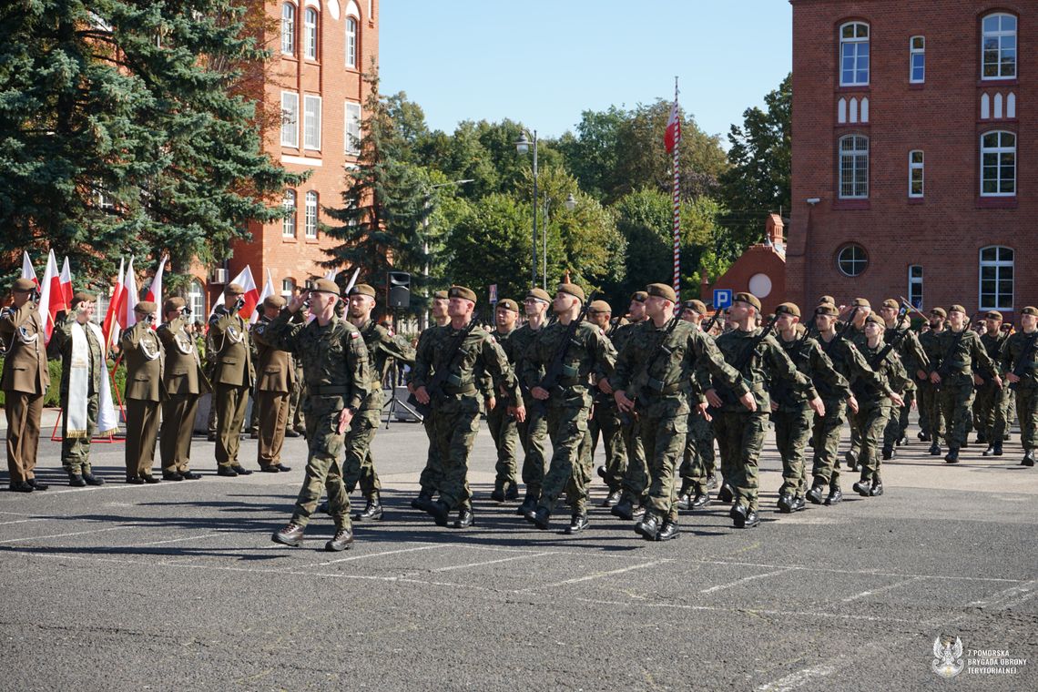 🎧Posłuchaj: 57 nowych terytorialsów złożyło przysięgę wojskową w Malborku.