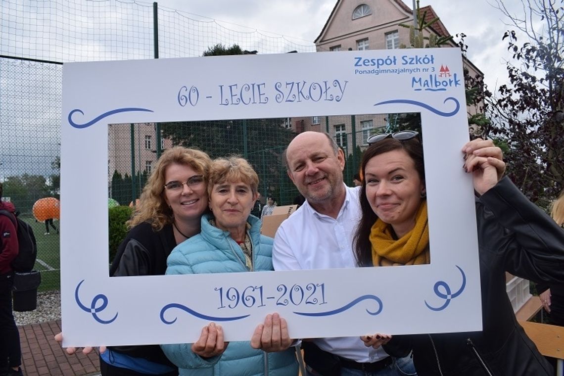 60-tka stuknęła! Czyli… urodziny w ZSP nr 3 w Malborku