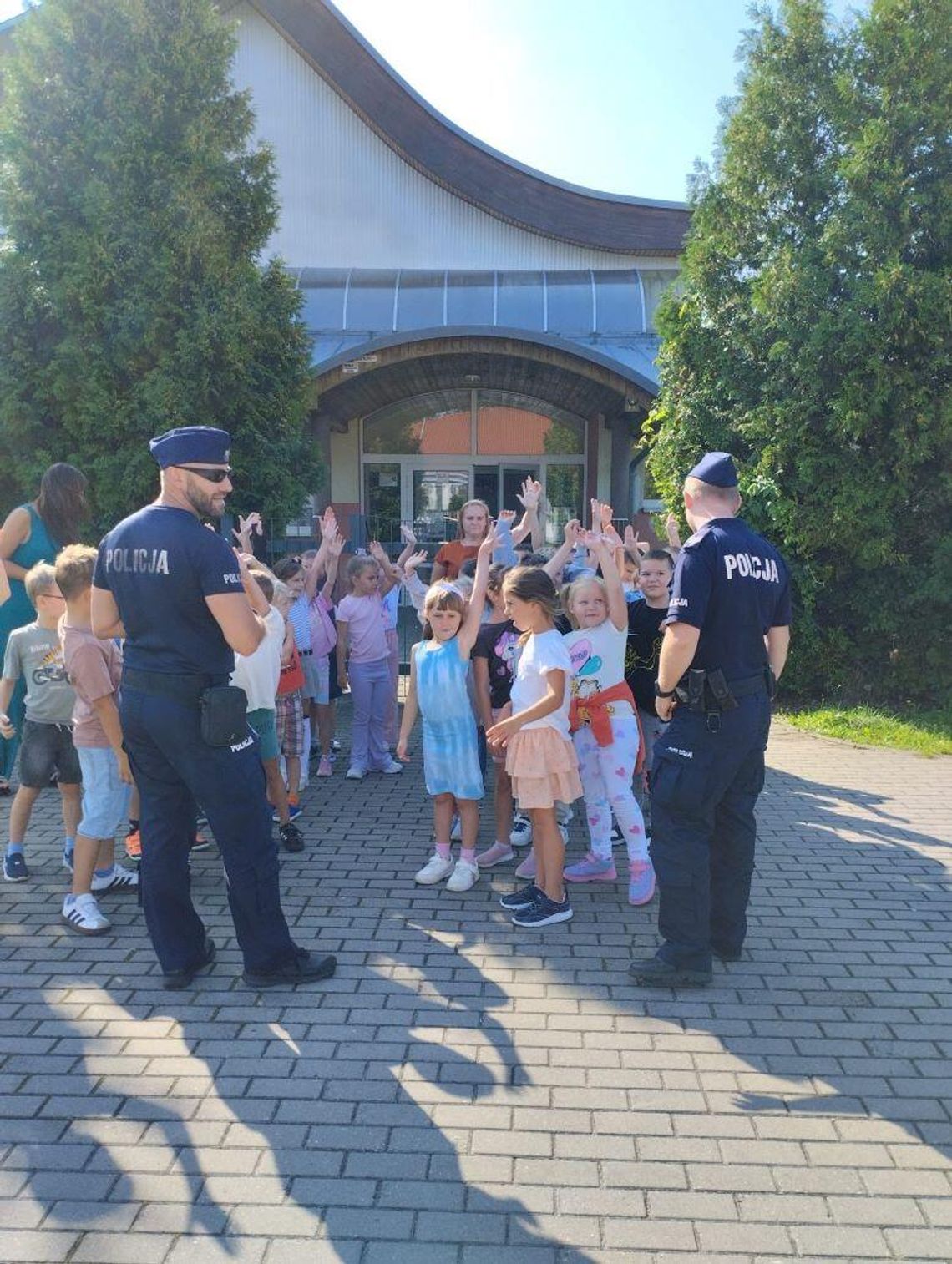 Bezpieczna droga do szkoły - akcja sztumskich policjantów.