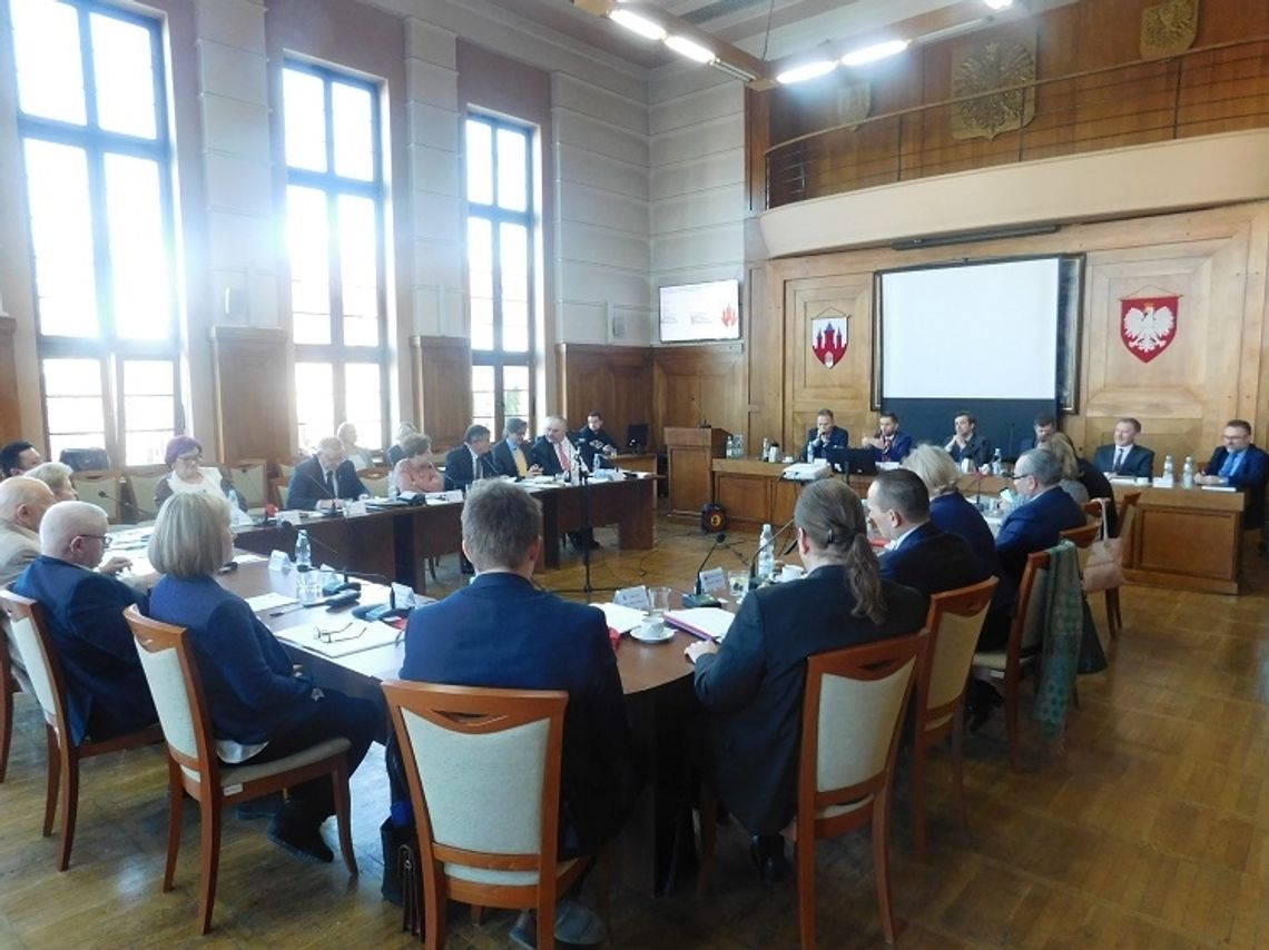Burzliwe wybory do Komisji Stałych Rady Miasta Malborka