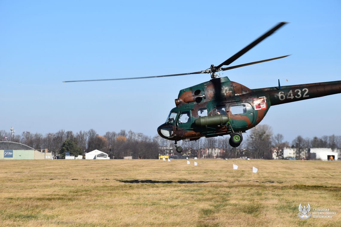 Ćwiczenia pomorskich Terytorialsów na ziemi i w powietrzu