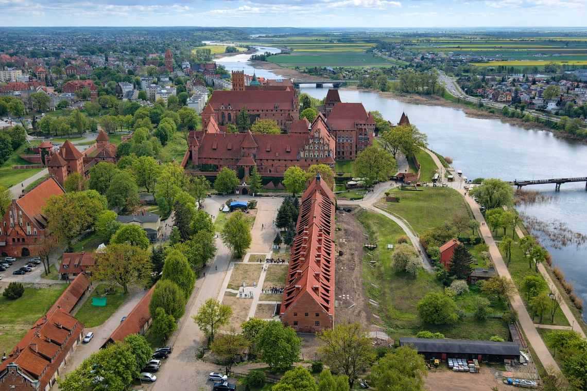 🎧Posłuchaj: Czy w listopadzie wejdziemy na zamek za darmo? Wkrótce ważne spotkanie w ministerstwie kultury. 🎧Posłuchaj: Czy w listopadzie wejdziemy na zamek za darmo? Wkrótce ważne spotkanie w ministerstwie kultury.