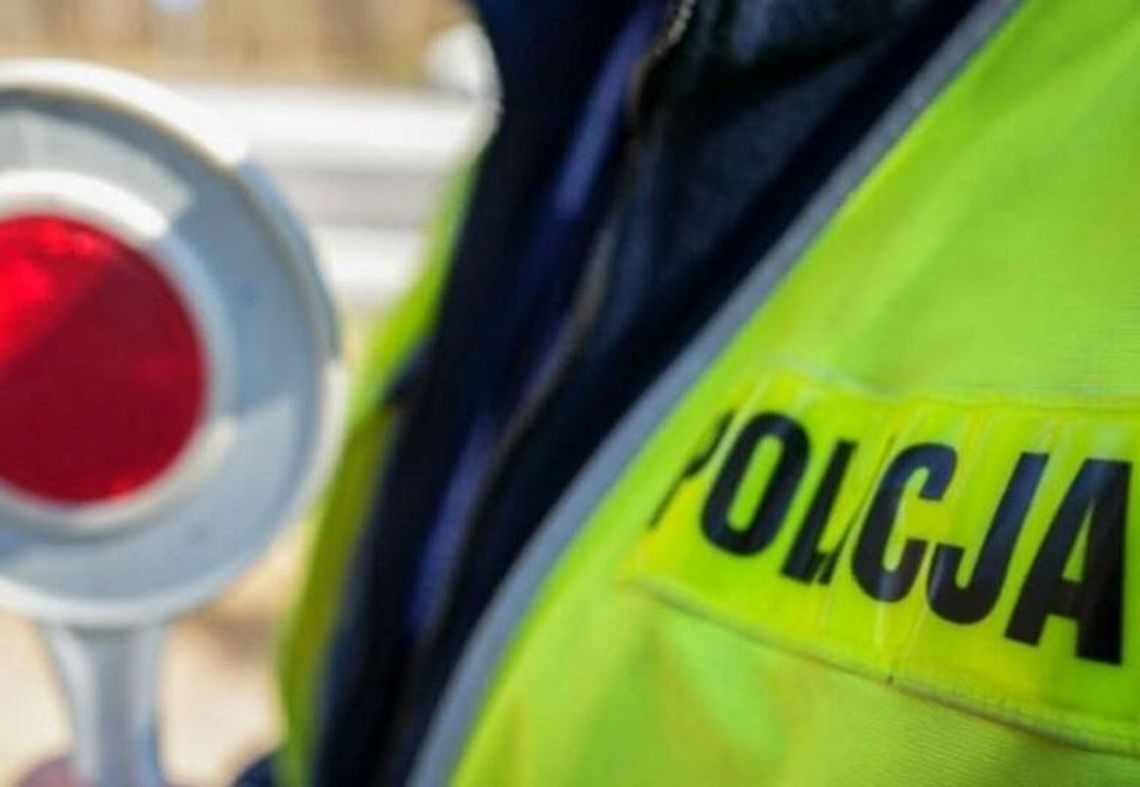 Dzierzgoń. Mimo sądowego zakazu prowadzenia pojazdów 36-latek ponownie wsiadł za kierownicę.