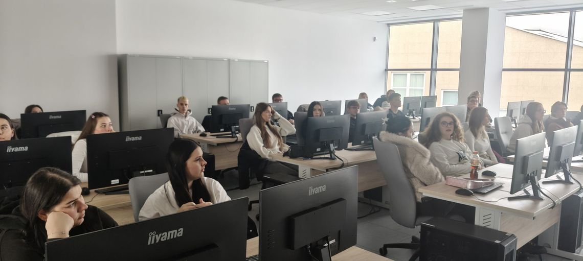 Ekonomiści z malborskiego Technikum nr 3 z wizytą w Akademii Nauk Stosowanych.