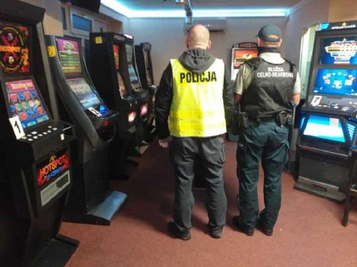 Funkcjonariusze zabezpieczyli nielegalne automaty do gier hazardowych