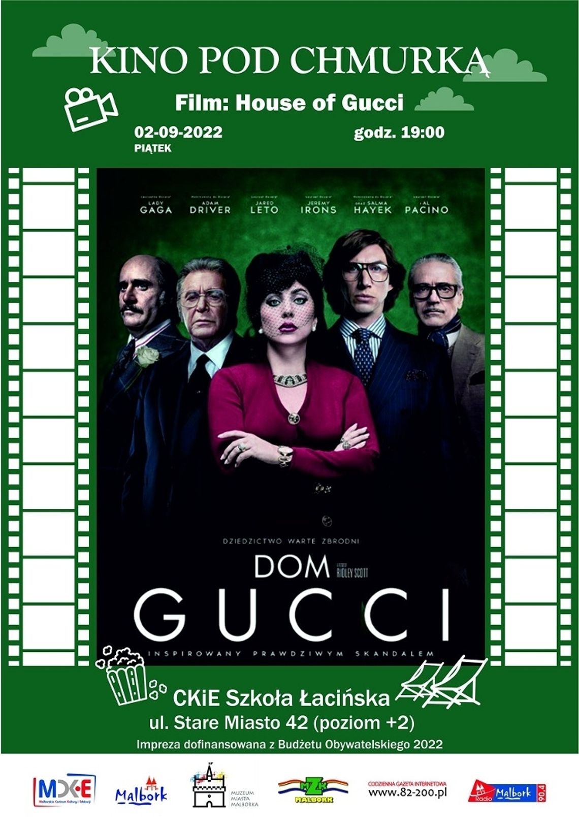 "House of Gucci". Plenerowe Kino Letnie zaprasza na seans do malborskiej Szkoły Łacińskiej.