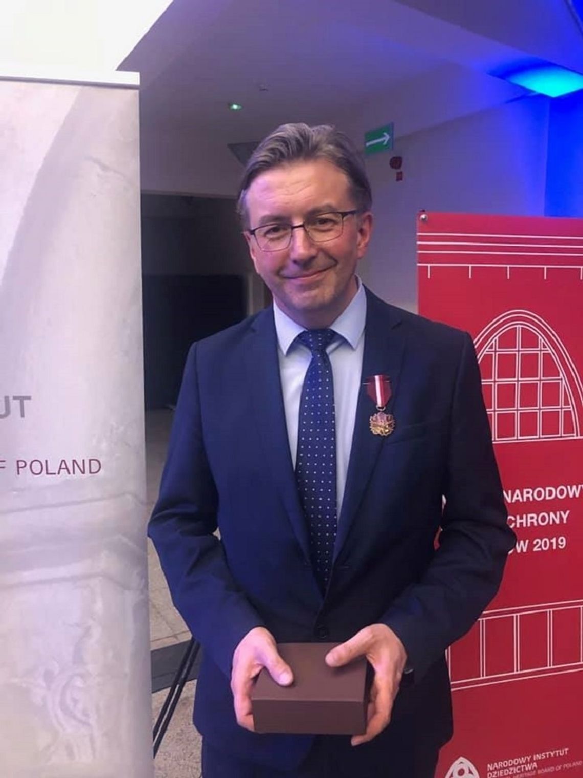 Janusz Trupinda- Dyrektor Muzeum Zamkowego w Malborku z medalem Gloria Artis 