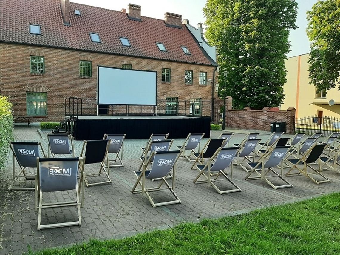 Kino plenerowe w Malborku - o repertuarze kolejnych pokazów zadecydują internauci 
