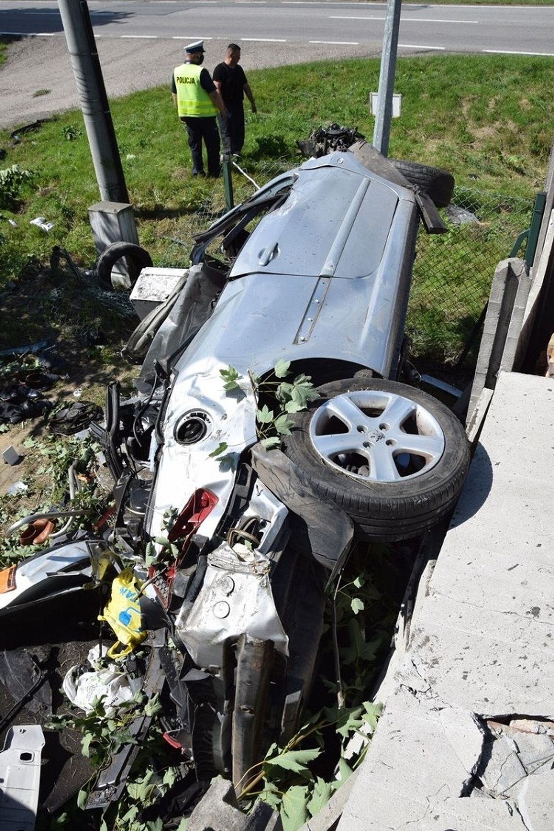 Królewo Malborskie. Policjanci pracowali na miejscu wypadku  na dk-22.