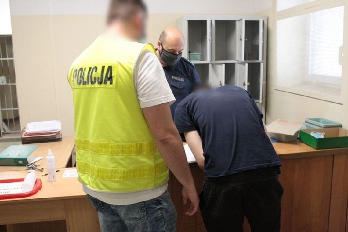 Malbork. 3 miesiące aresztu dla włamywacza, który ukradł broń