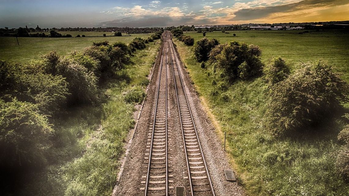 Malbork. CPK - ankieta dotycząca przebiegu linii kolejowych.