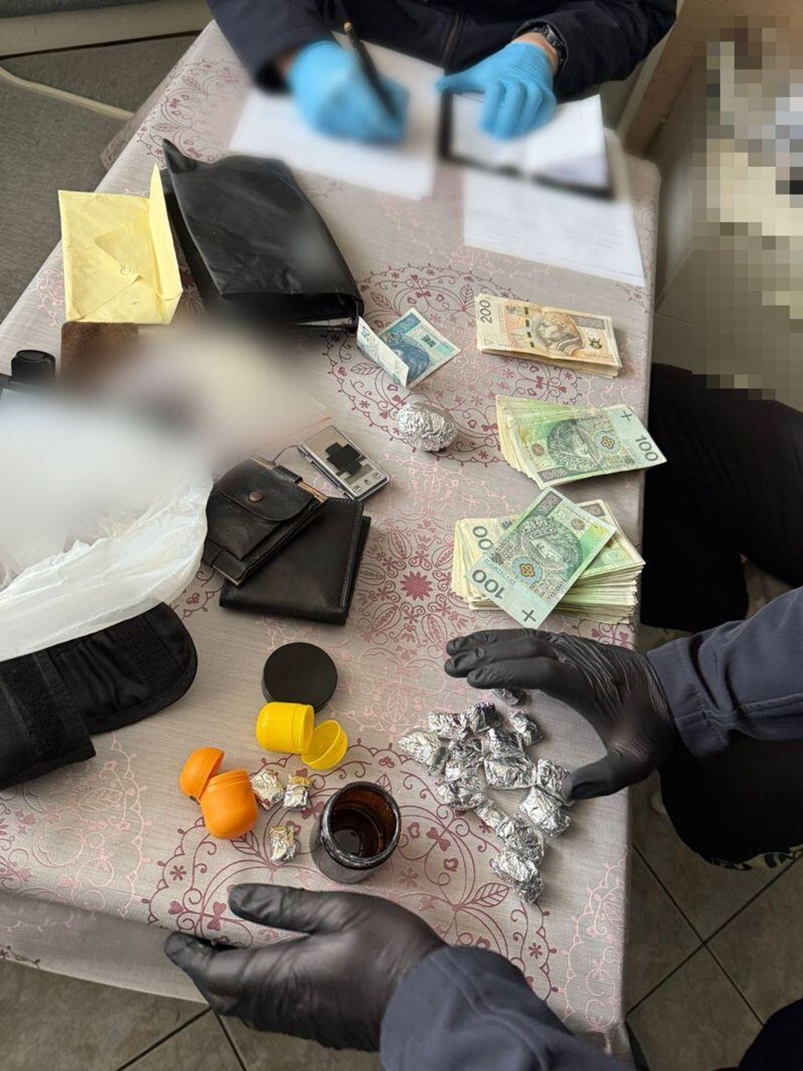 Malbork. Dzielnicowi zatrzymali 36-latka, który posiadał znaczną ilość amfetaminy.