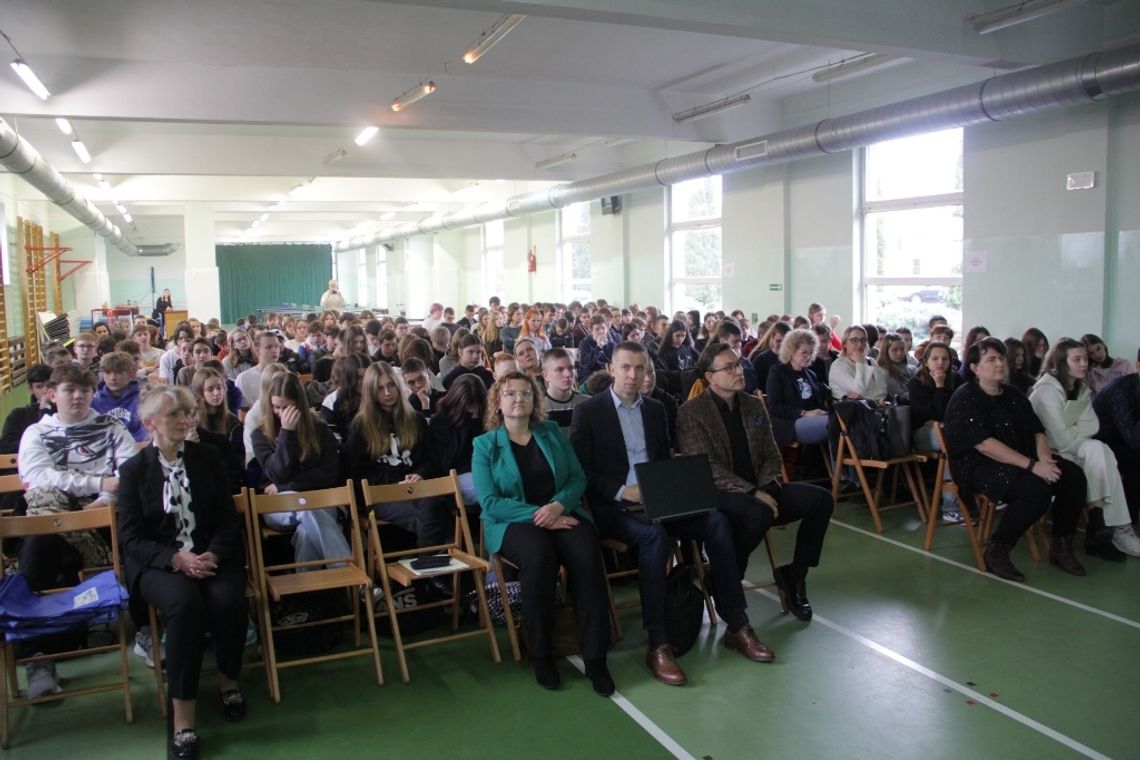 Malbork. Konferencja dla uczniów szkół podstawowych.