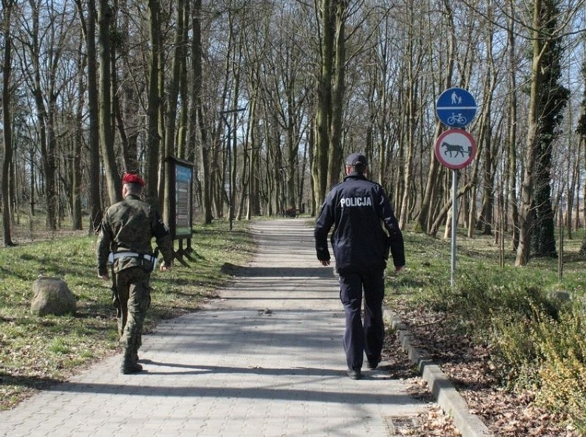 Malbork-Malborscy policjanci przeciwdziałają  rozprzestrzenianiu się koronawirusa.