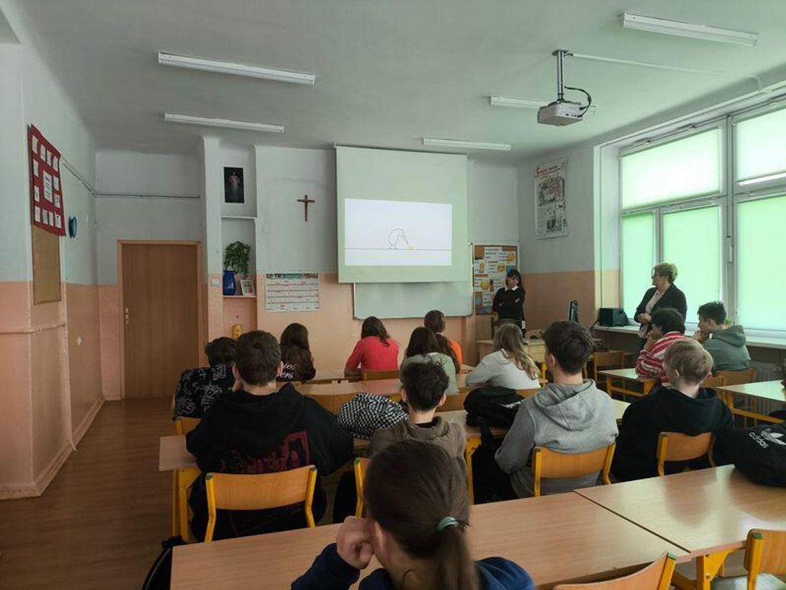 Malbork. Spotkania z młodzieżą na temat szkodliwości używek. Malbork. Spotkania z młodzieżą na temat szkodliwości używek.