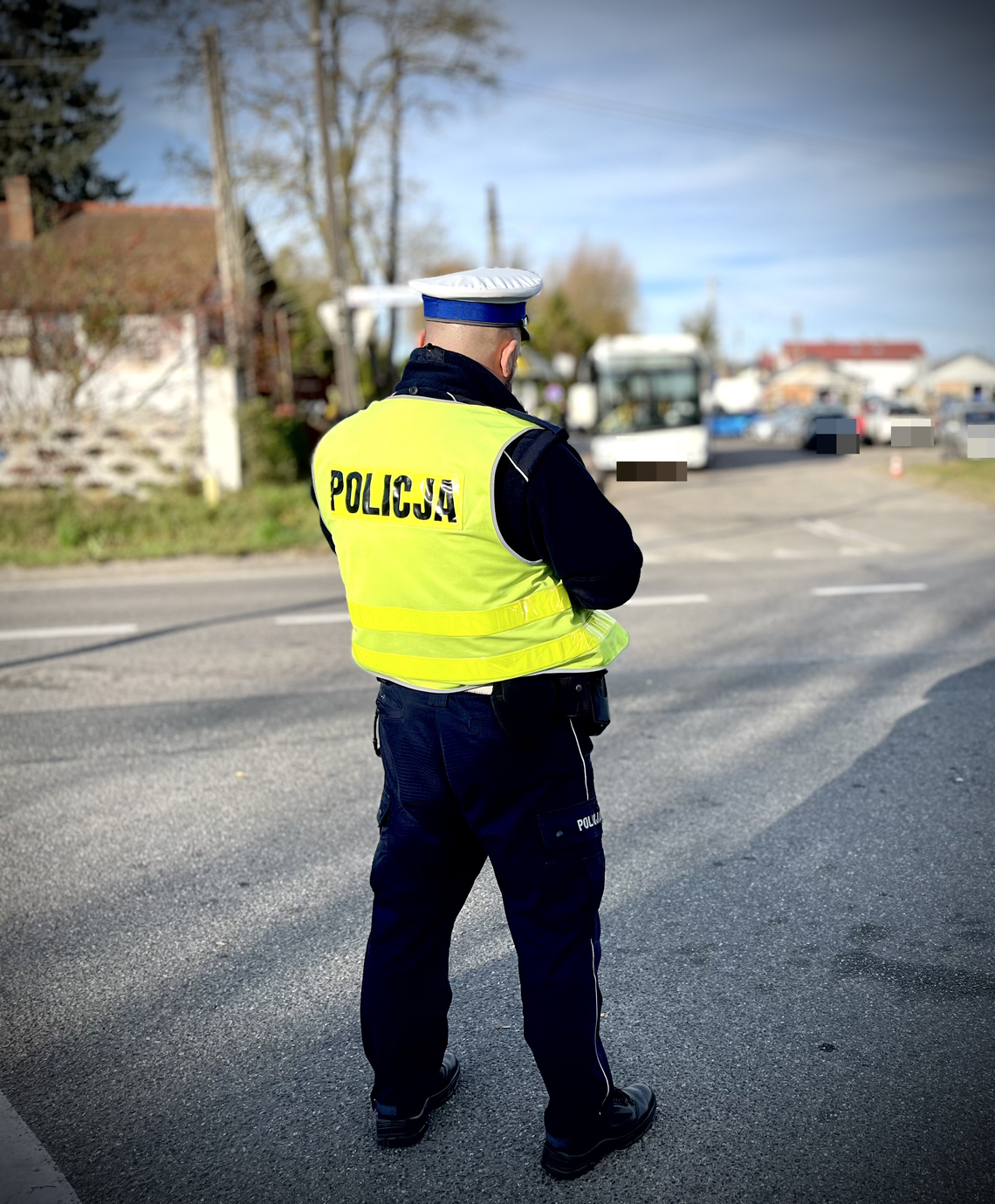 Malborscy policjanci podsumowują działania w okresie Wszystkich Świętych.