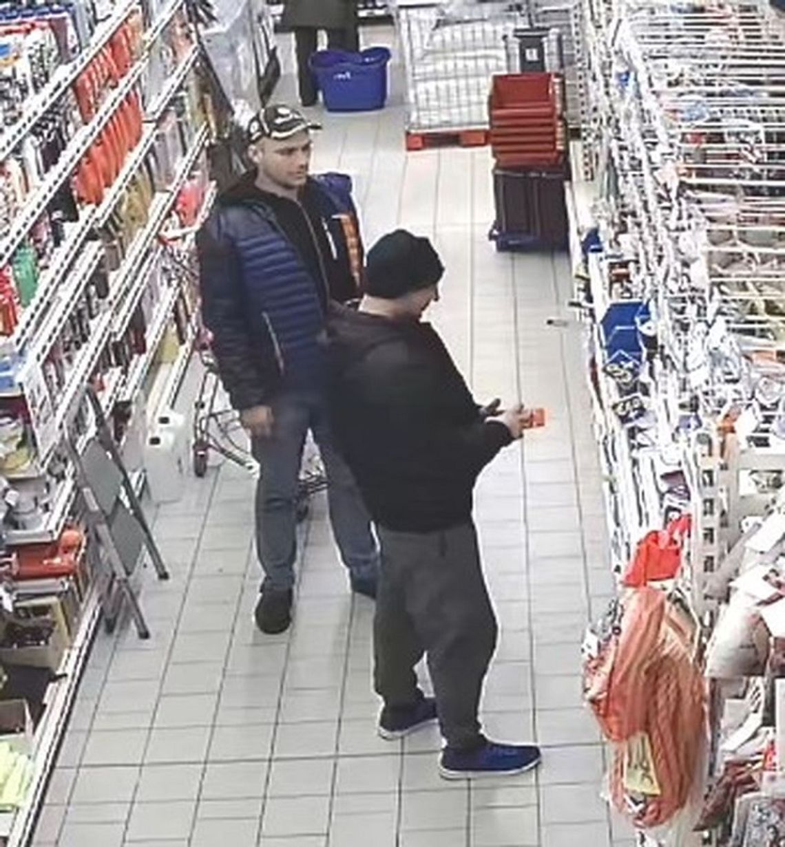 Malborska policja prosi o pomoc w zidentyfikowaniu sprawców pobicia mężczyzny.