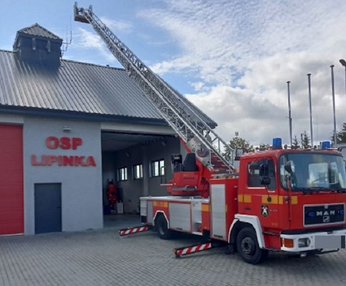 Nowostawski samorząd kupił strażacką "drabinę"