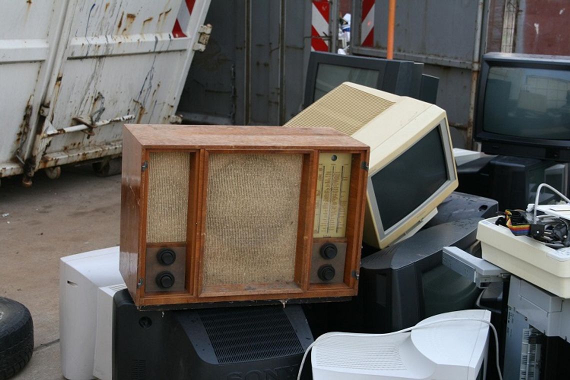 Odbiór dużych elektrośmieci w Malbork. Mieszkańcy mogą bezpłatnie skorzystać z usługi.