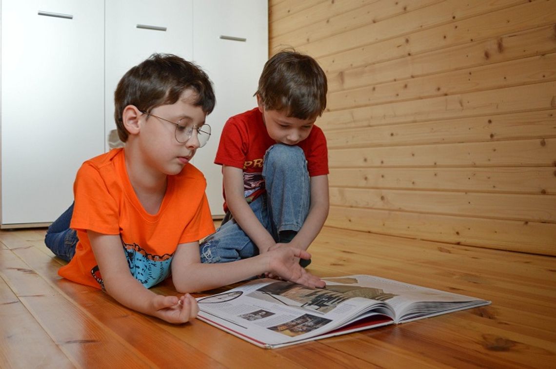 Opiekujesz się dzieckiem na kwarantannie? Masz prawo do zasiłku