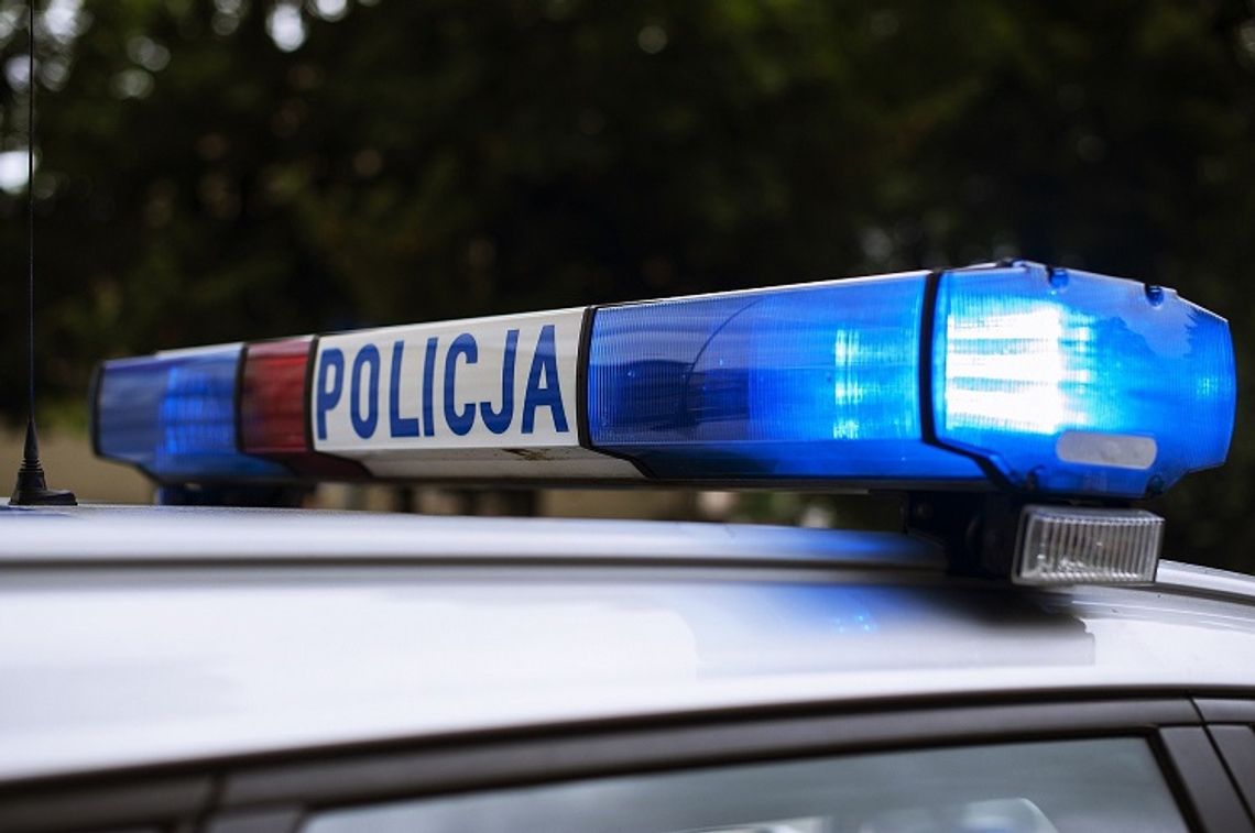 Policjanci pracowali na miejscu wypadku drogowego w Chlebówce.