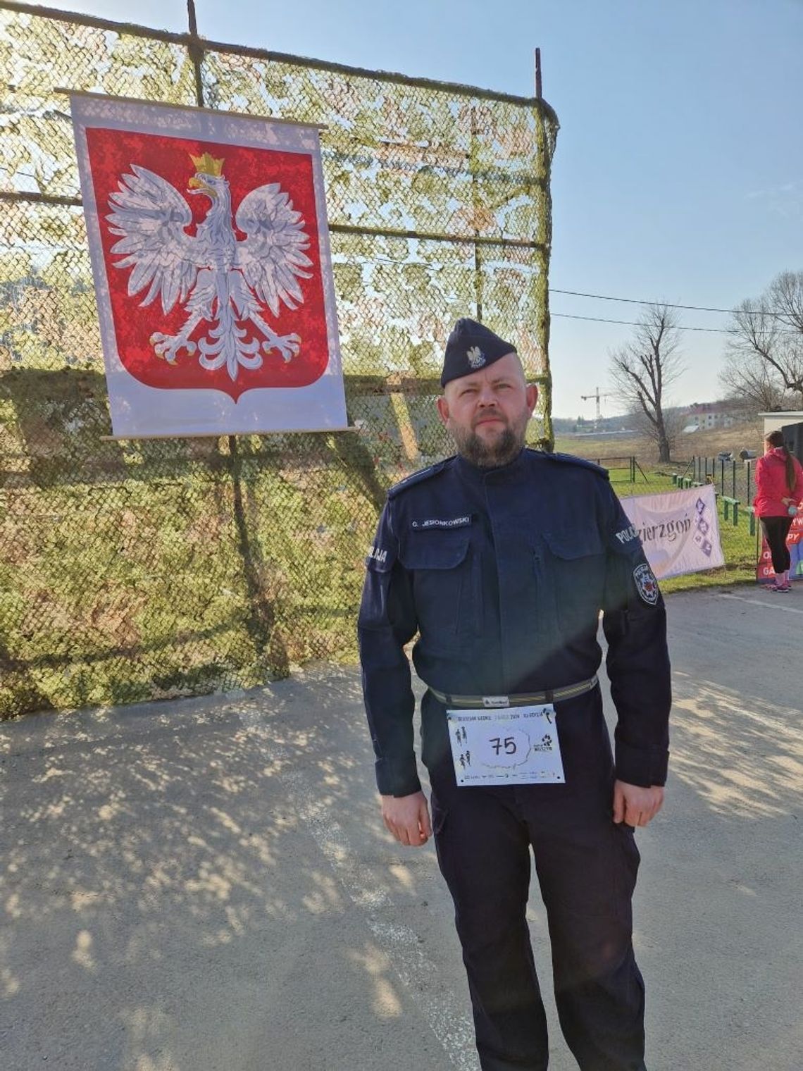 Policjant sztumskiej drogówki czwarty w biegu Tropem Wilczym.