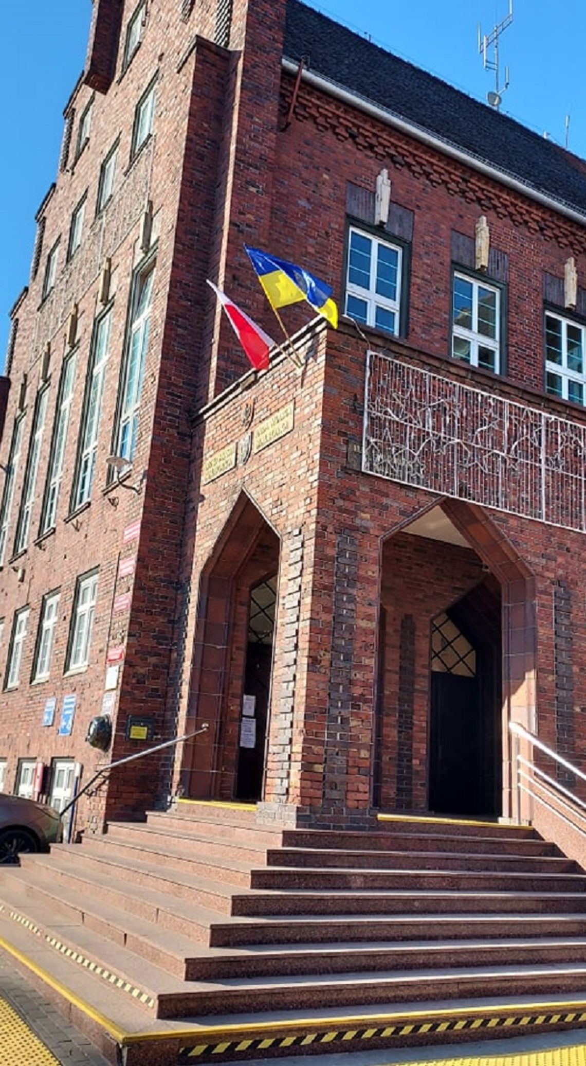 Pomoc Ukrainie. Od 16 marca uchodźcy mogą zgłaszać się do Urzędu Miasta w celu nadania nr PESEL