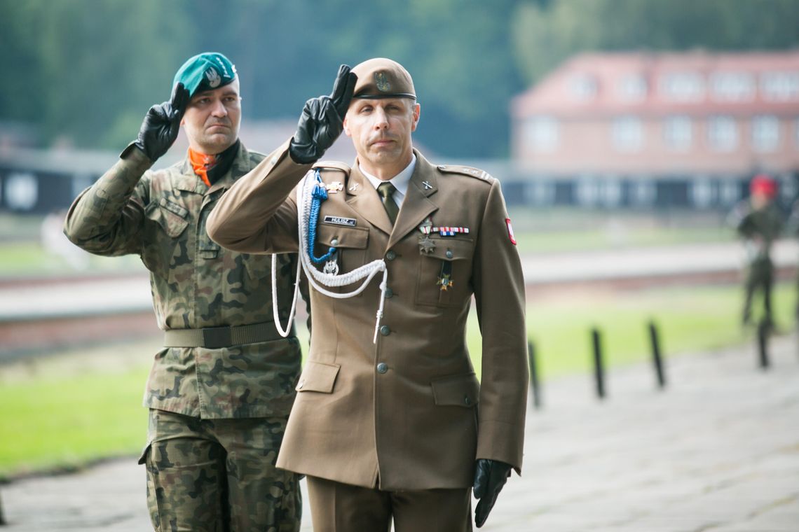 Pomorscy Terytrialsi oddali hołd ofiarom niemieckiego obozu  w Stutthofie