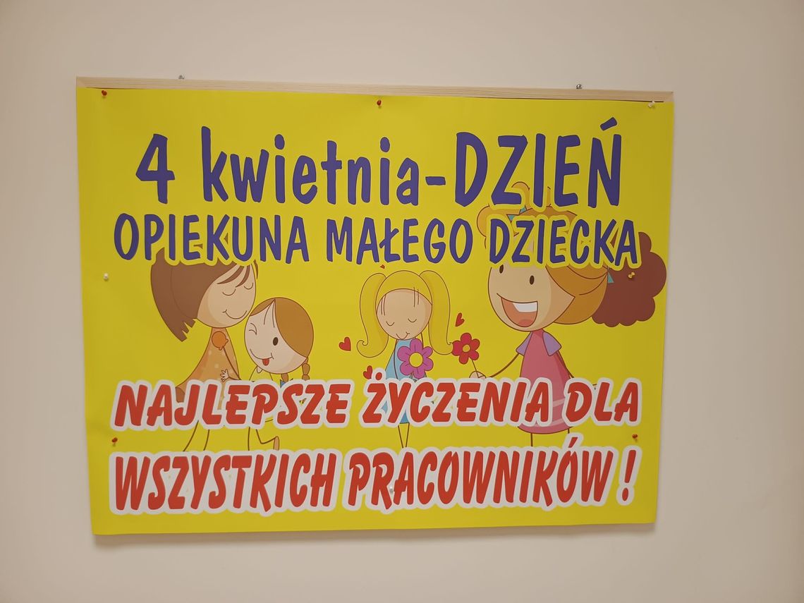 🎧Posłuchaj: Dzień Opiekuna Małego Dziecka – codzienna troska, wielka odpowiedzialność.