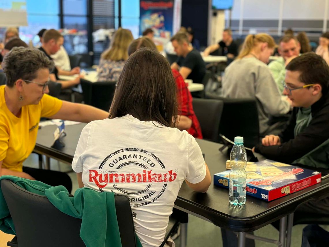 🎧Posłuchaj: II Mistrzostwa Malborka o Puchar Burmistrza w Rummikubie za nami. 87 graczy i wielkie emocje.