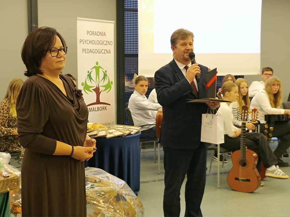 馃帶Pos艂uchaj: Jubileusz 60-lecia Poradni Psychologiczno- Pedagogicznej w Malborku. 馃帶Pos艂uchaj: Jubileusz 60-lecia Poradni Psychologiczno- Pedagogicznej w Malborku.