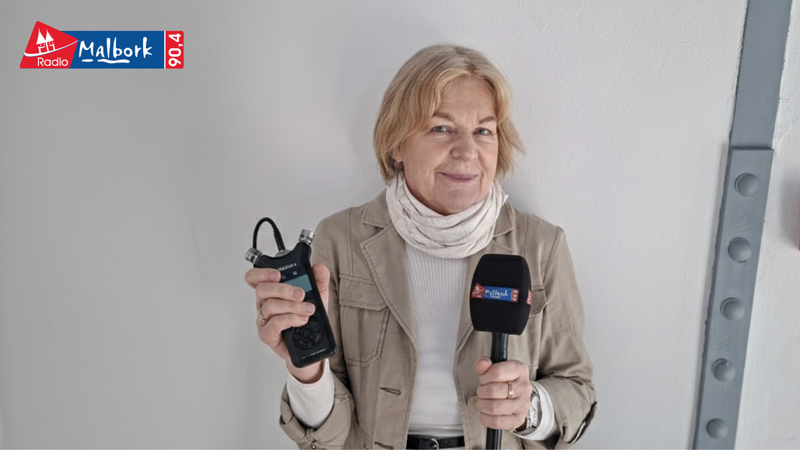 🎧Posłuchaj: Kwiaty w Galerii NOVA. Wernisaż Anny Albrecht we Wieży Ciśnień!