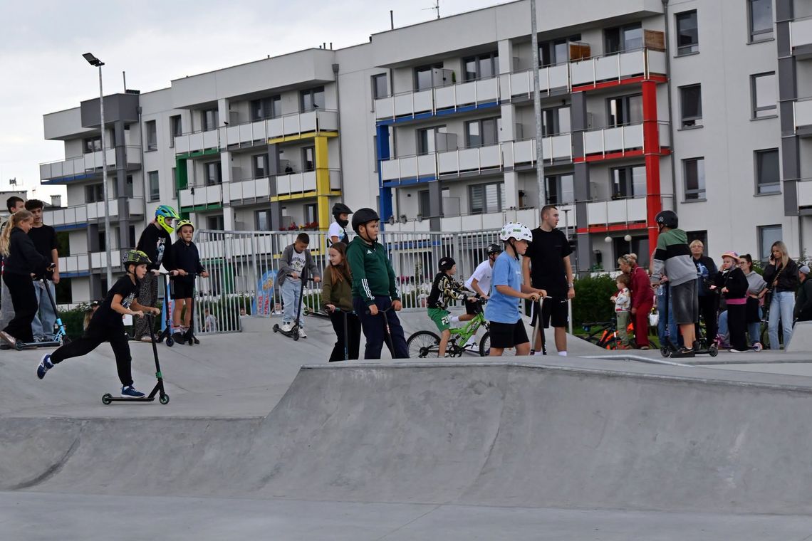 🎧Posłuchaj: Mieszkańcy Malborka mogą już korzystać z nowego skateparku i pumptracka! 🎧Posłuchaj: Mieszkańcy Malborka mogą już korzystać z nowego skateparku i pumptracka!