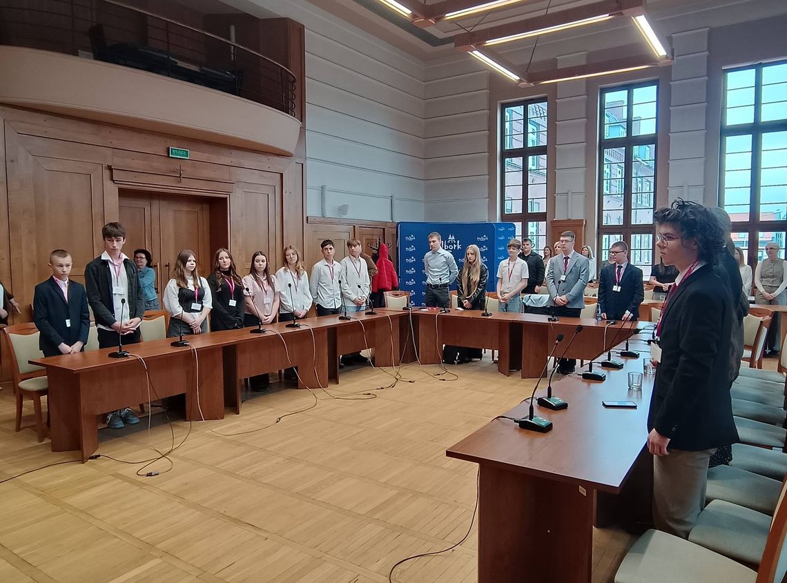 🎧Posłuchaj: Młodzieżowa Rada Miasta Malborka rozpoczęła nową kadencję.
