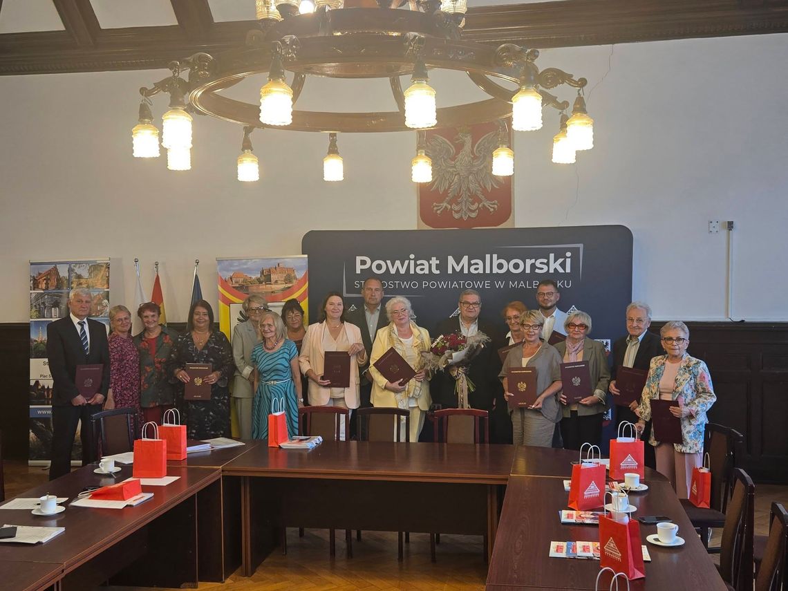 🎧Posłuchaj: Rada Seniorów Powiatu Malborskiego rozpoczęła działalność. Odbyło się inauguracyjne posiedzenie pierwszej kadencji. 🎧Posłuchaj: Rada Seniorów Powiatu Malborskiego rozpoczęła działalność. Odbyło się inauguracyjne posiedzenie pierwszej kadencji.