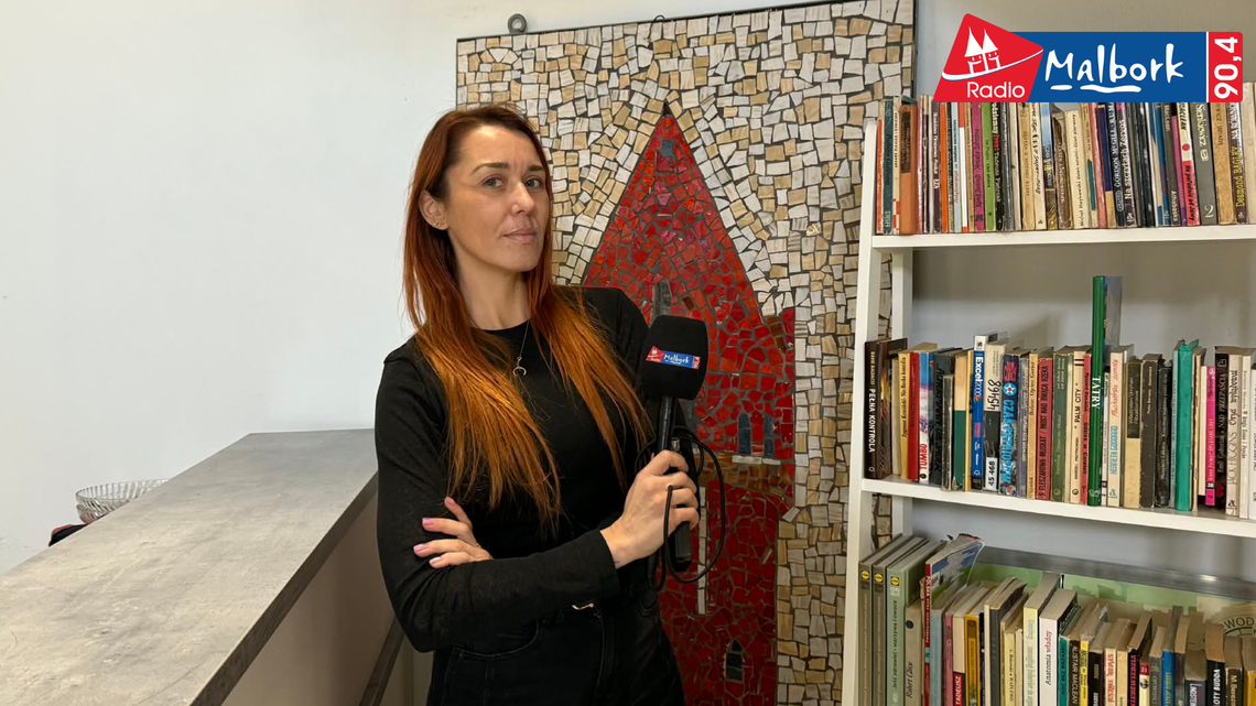 🎧Posłuchaj: Warsztaty „Pilates dla serca” i tworzenie bransoletek w Wieży Ciśnień – kobiece spotkania w duchu WOŚP