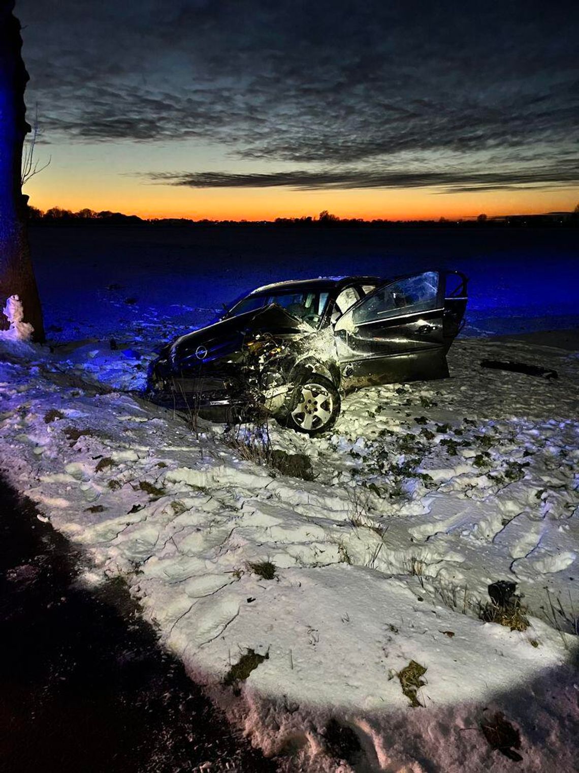 Powiat malborski. 17-latek kierując bez uprawnień spowodował wypadek drogowy.