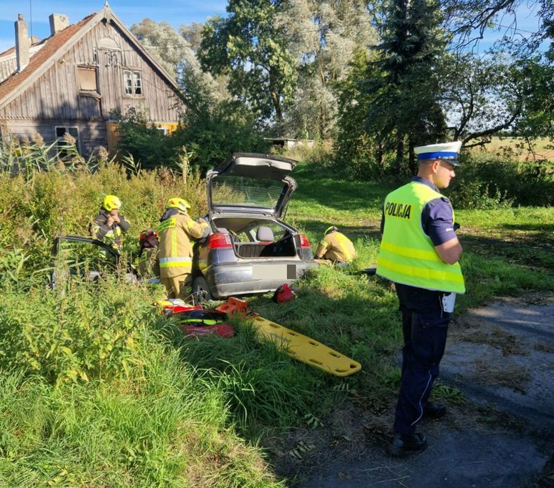 Powiat malborski. Kolizja z udziałem kierującego bez uprawnień oraz wypadek spowodowany przez 84-letniego mężczyznę.