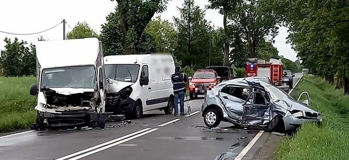 Śmiertelny wypadek w Dębinie i nietrzeźwy sprawca wypadku w okolicach Wielbarku.