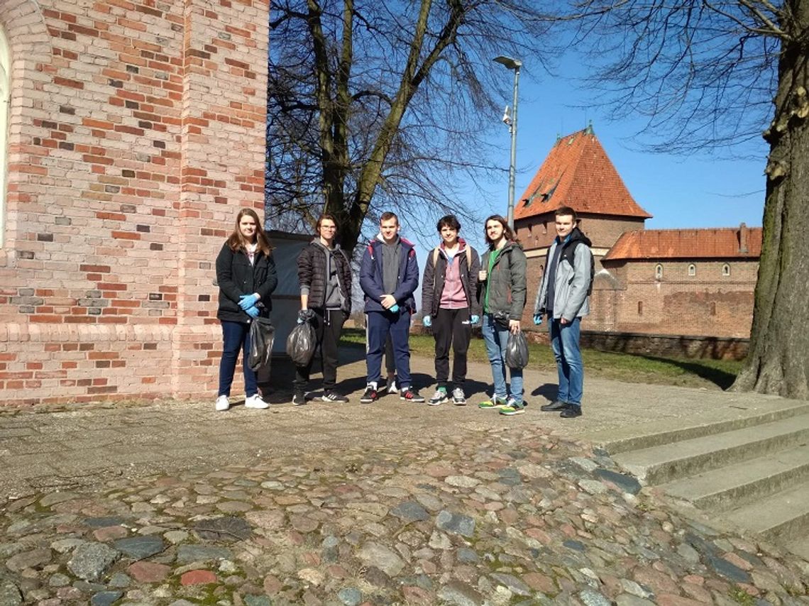 "Sprzątamy nasz Malbork" - wiosenna akcja uczniów ZSP nr 3.