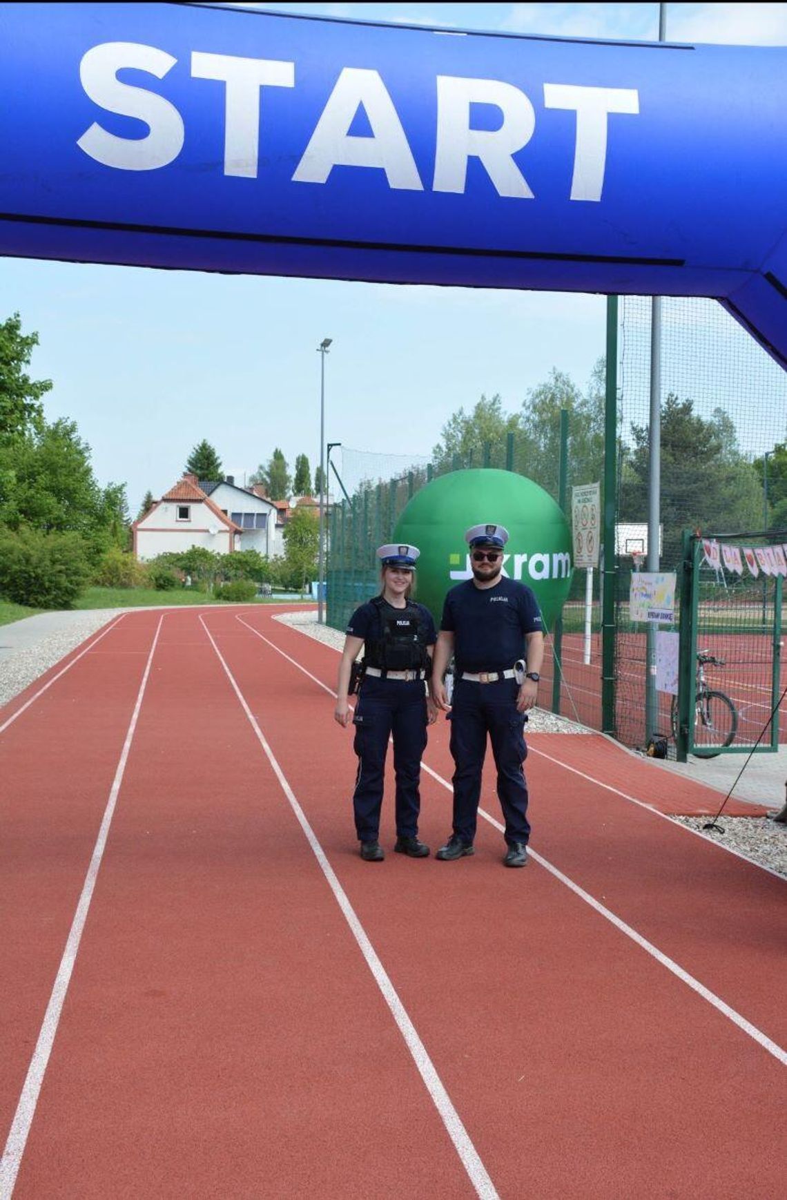 Sztumscy policjanci pobiegli dla chorej Bianki.