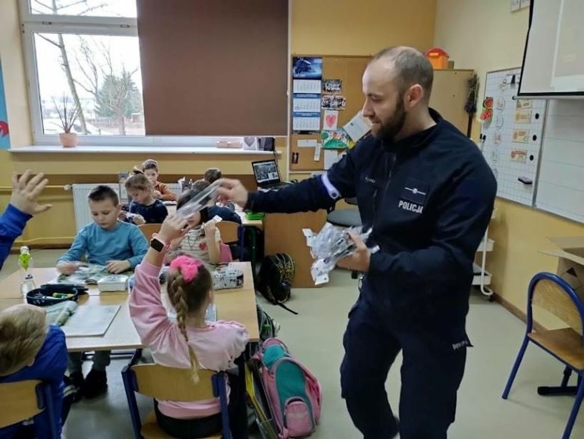 „Uczę się bezpieczeństwa na drogach Pomorza”. Projekt edukacyjny policjantów.