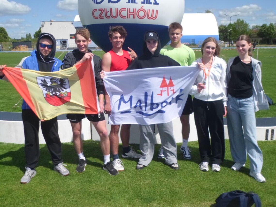Uczniowie z I i II LO w Malborku z sukcesami podczas XXV Wojewódzkiej Licealiadzie w indywidualnej lekkiej atletyce.