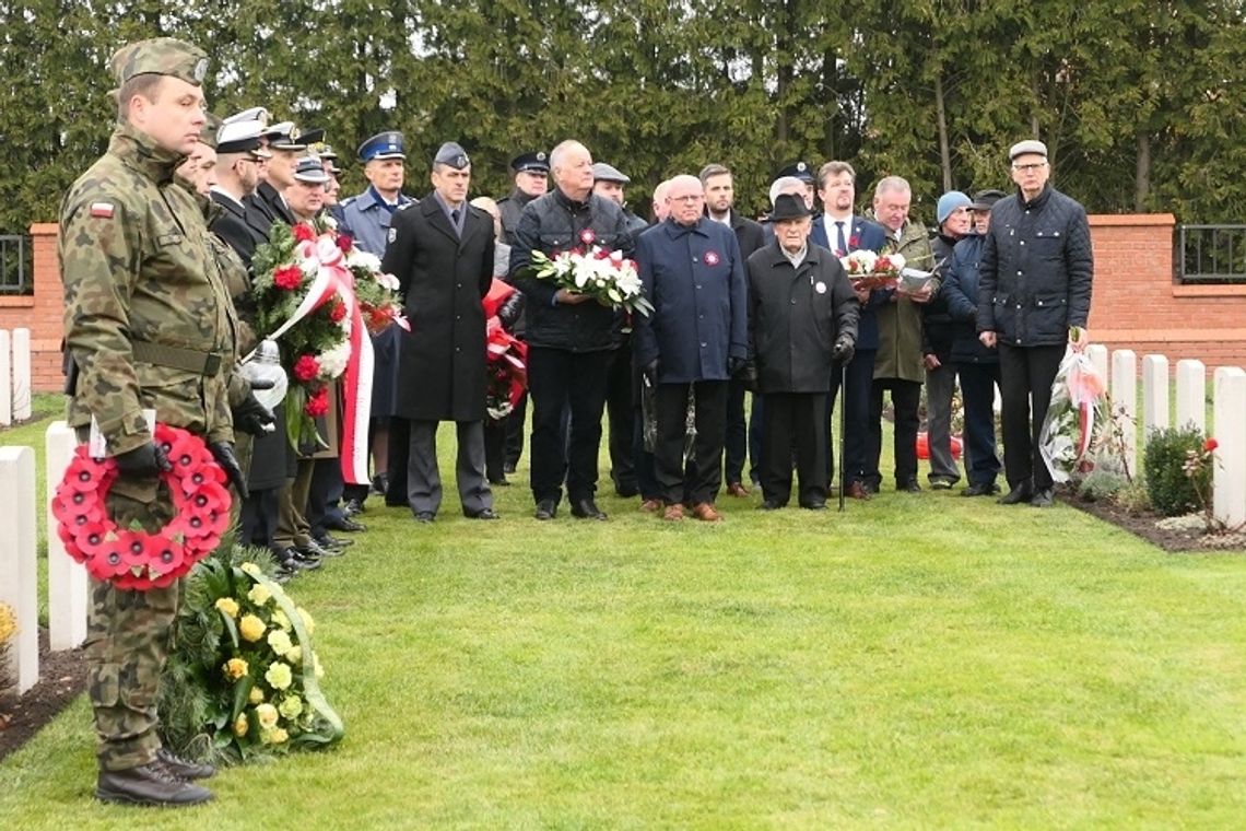 Uroczystości na Cmentarzu Żołnierzy Wspólnoty Brytyjskiej w Malborku