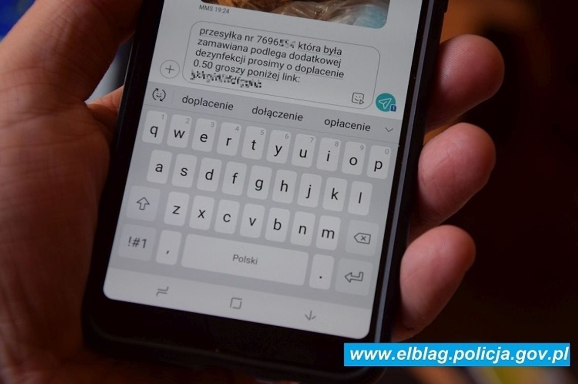 Uwaga na podejrzane SMS-y i linki. W wyniku oszustwa mężczyzna stracił 3 tys. zł.