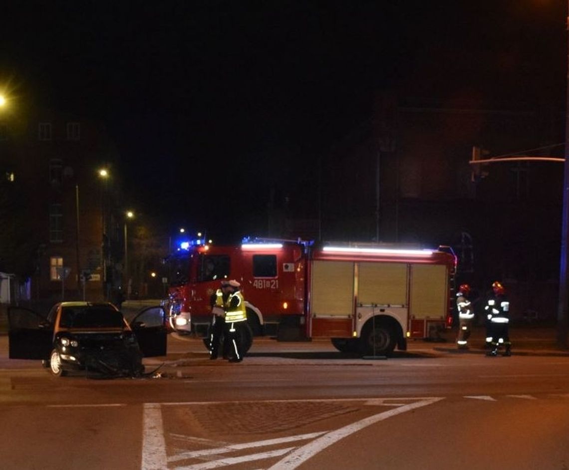 Wypadek na skrzyżowaniu Alei Rodła i 17 Marca w Malborku.